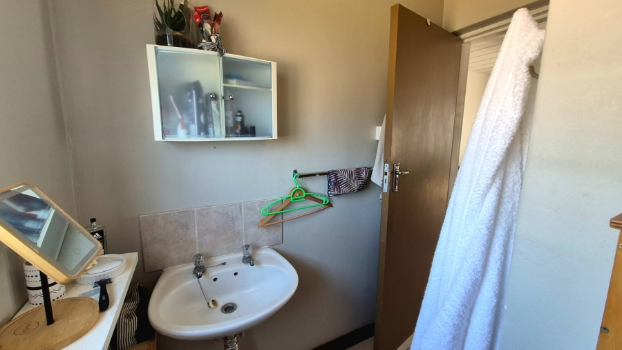 1 Bedroom Property for Sale in Die Bult North West